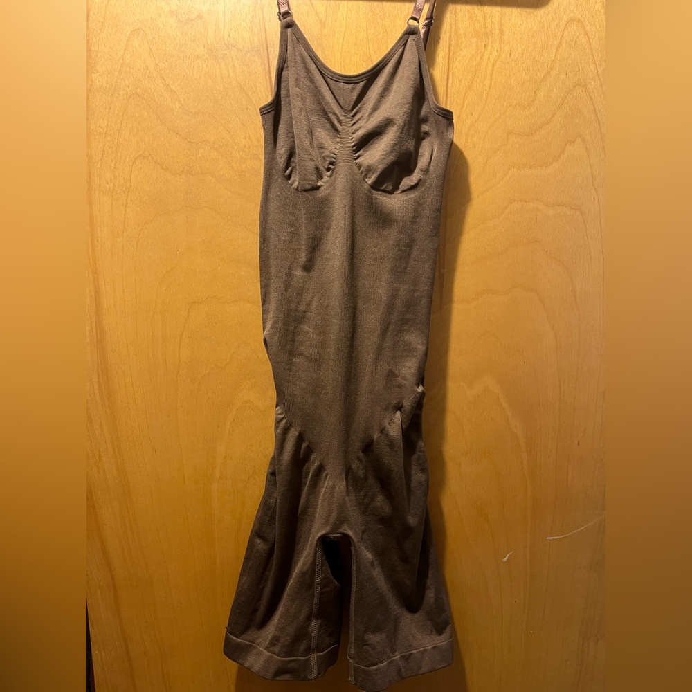 Brown shapewear / body suit